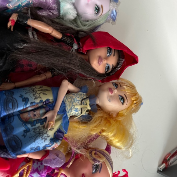 Ever after high doll lot - Picture 4 of 5